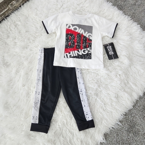 Quad Seven Baby Boys Pants Shirt set. Size 18 Months. New. - Picture 1 of 6